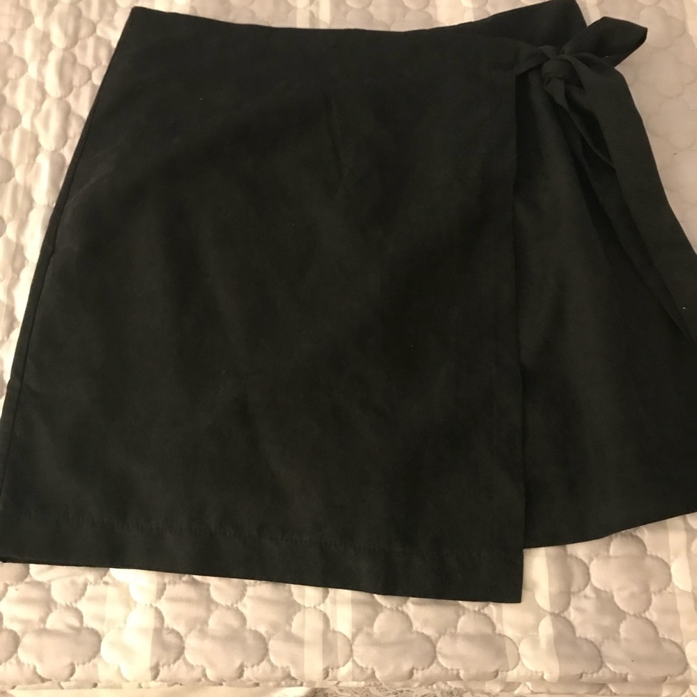 Black wrap skirt